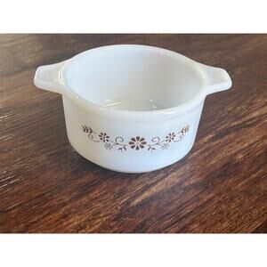 Vintage Dynaware Pyr O Rey Milk Glass Casserole Baking Dish Blue Floral MCM